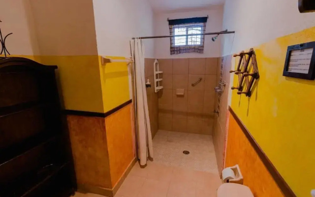 Hacienda Antigua Villa, 50m From Sandy Beach