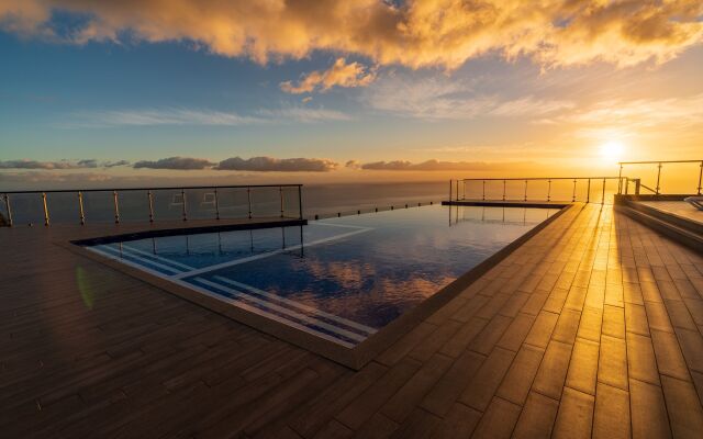 Contemporary Villas | Sunset Cliff 2