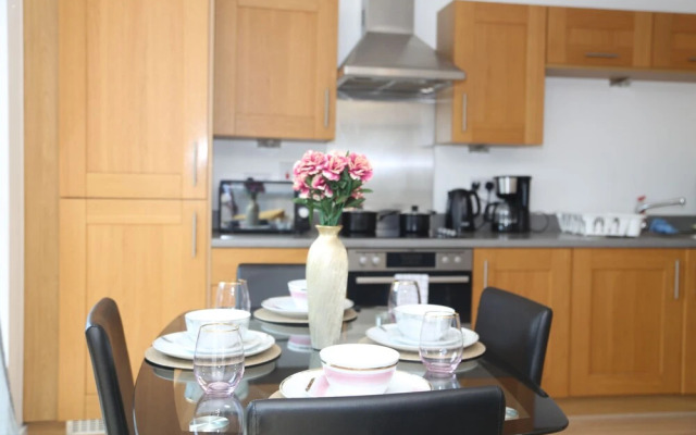 Luxury 2 Bed Apartment