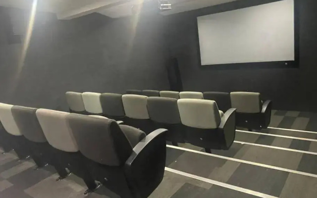 Stylish Dante’s 1-bedroom condo free Wifi & Cinema