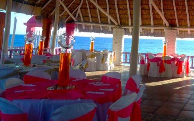 Costa Maya Beach Club Boutique