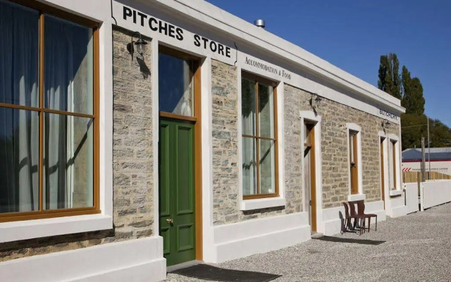 Pitches Store Accommodation