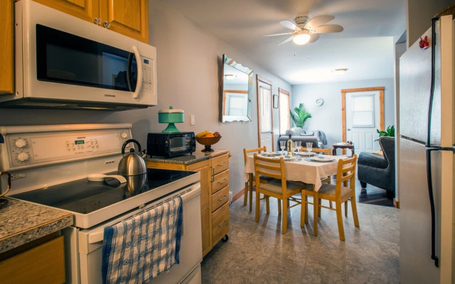 The Acorn Guesthouse