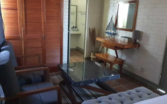 MiKiPi Hotel Boutique