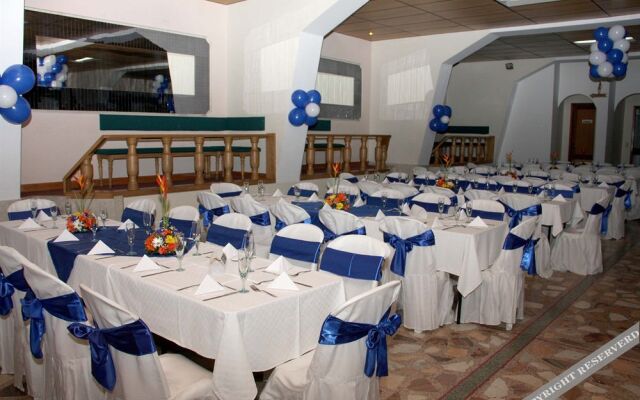 Hotel Suarel Center