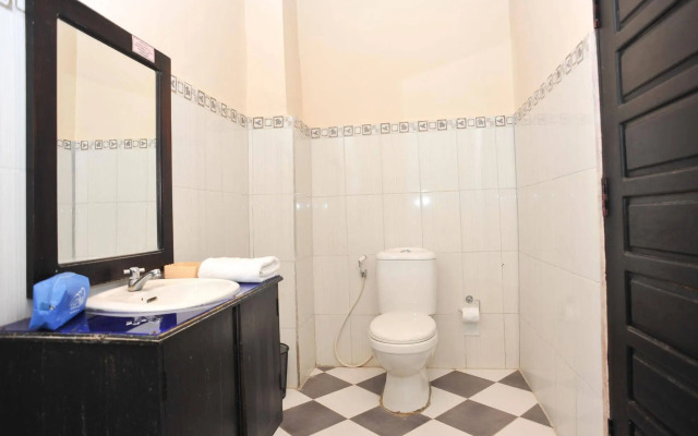 Airy Bandara El Tari Yupiter Satu Kupang
