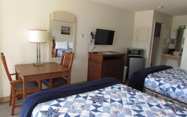 Douglas Inn & Suites