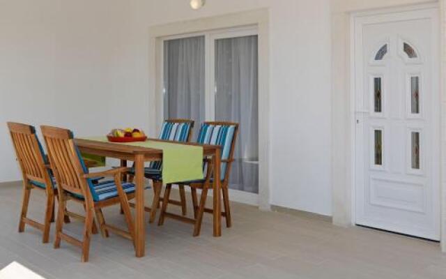 Robinzon Villa Zavala