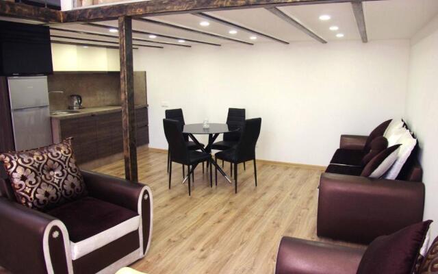 Apartment on Tabidze