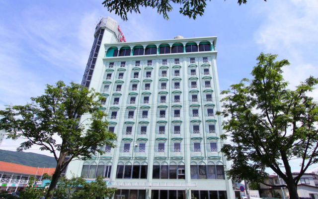 Suwa Lake Side Hotel