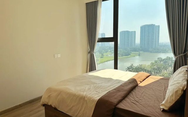 Sakura Homestay - Landmark Ecopark