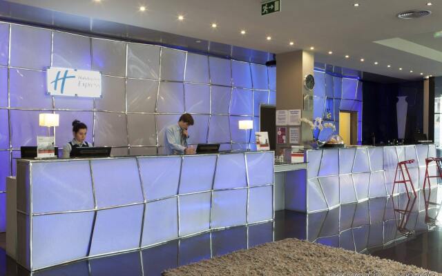 Holiday Inn Express Lisbon - Alfragide by IHG