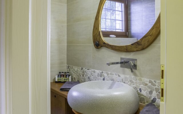 Dionysos Luxury Villa