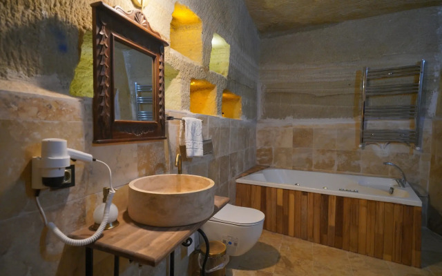 Travel Inn Cave Hotel