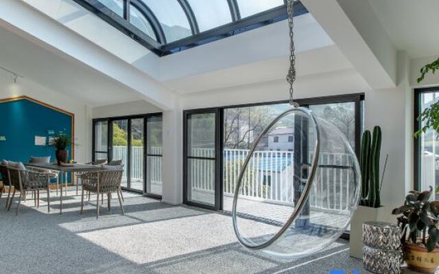 Yaojia｜Township see cloud bamboo Valley river hot spring guest house