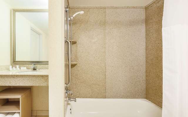 Hilton Garden Inn Roanoke Rapids