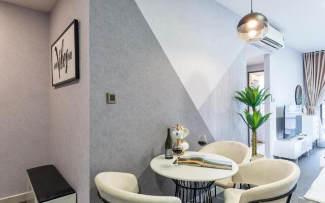 S Lux Apartment