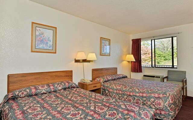 Smokies Motel