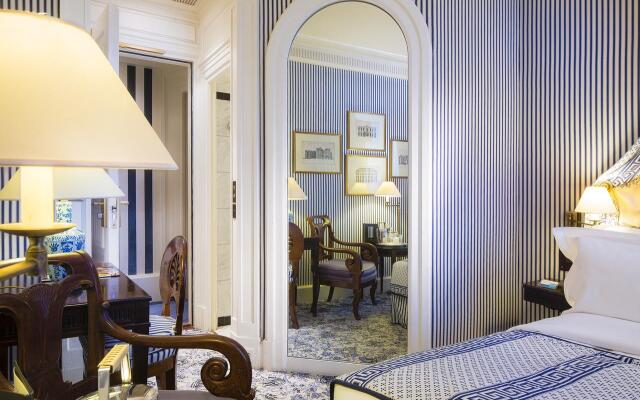 Le Dokhan’s Paris Arc de Triomphe, a Tribute Portfolio Hotel