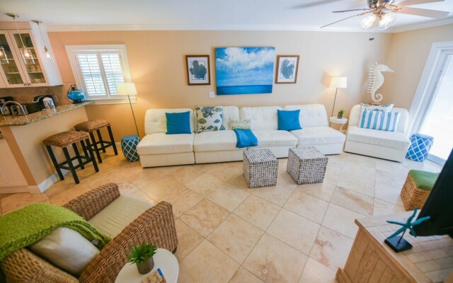 Pineapple Key Apartment 4