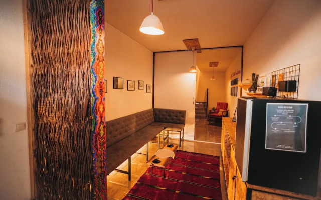 Plis Room - Old Bazaar
