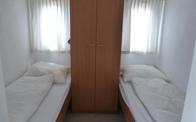 Nice chalet in Lathum with terrace