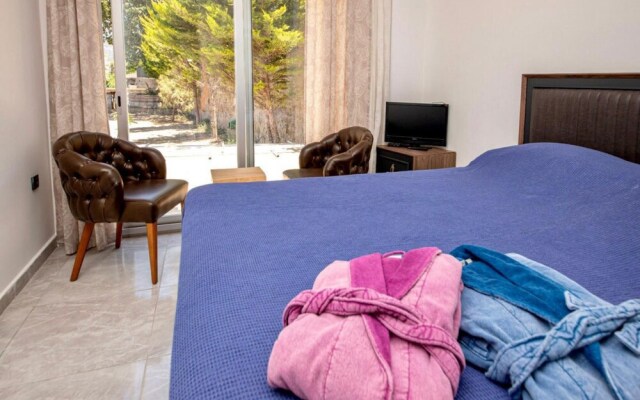 Gorgeous House With Shared Pool in Bodrum