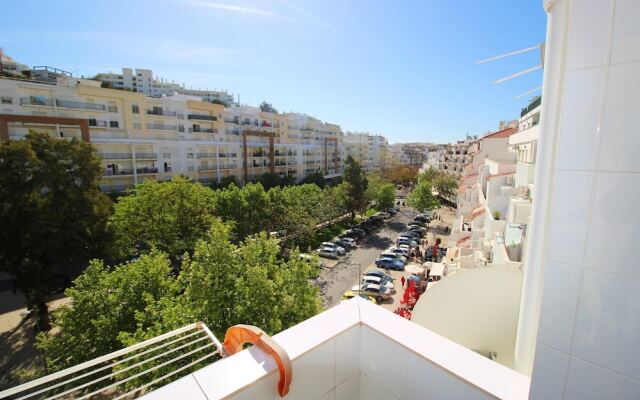 Studio in Albufeira, With Furnished Balcony and Wifi