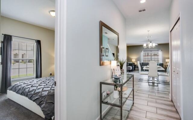 1592slice 5 Bedroom Townhouse