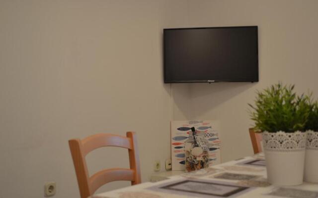 Rasin Apartments