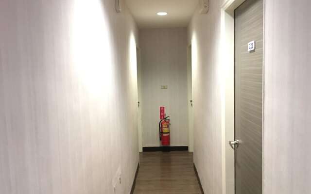 HUA CHUN LIN Hotel