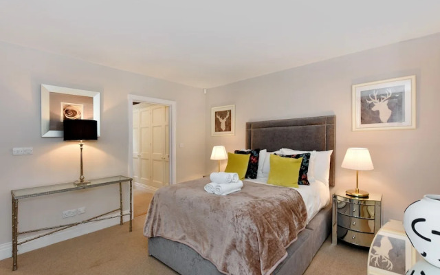 Stanhope Mews Exclusive - 1smw