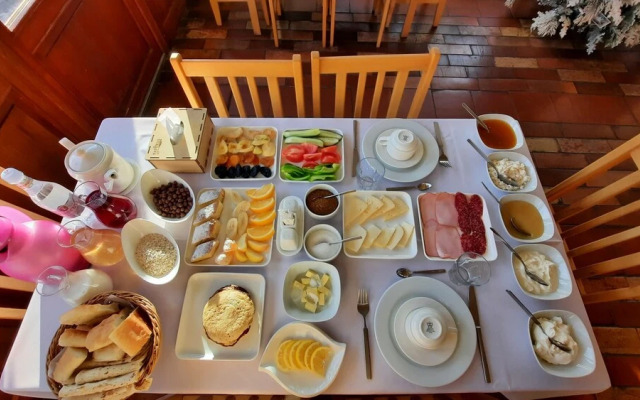 Hotel Mirhav