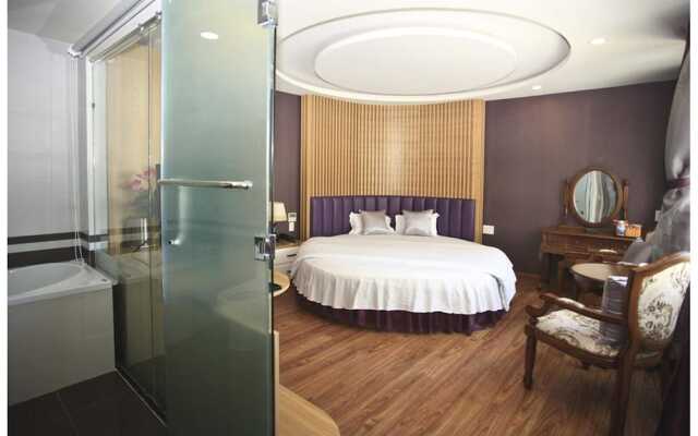 Shina Hotel
