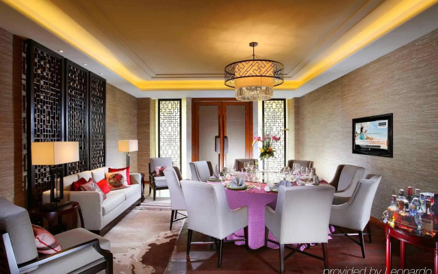 Pullman Oceanview Sanya Bay Resort & Spa