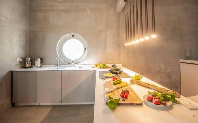 Protaras Art House Seviews