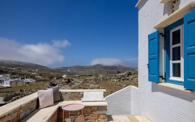 Akre Marlas Tinos