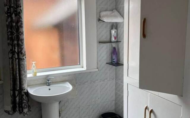 1 Bedroom Flat - Aylestone Road Leicester