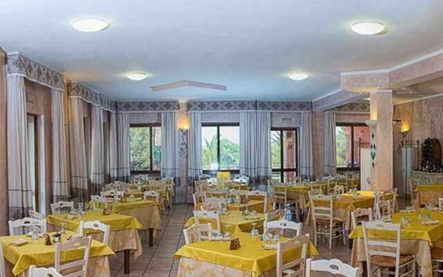 Montiruju Hotel