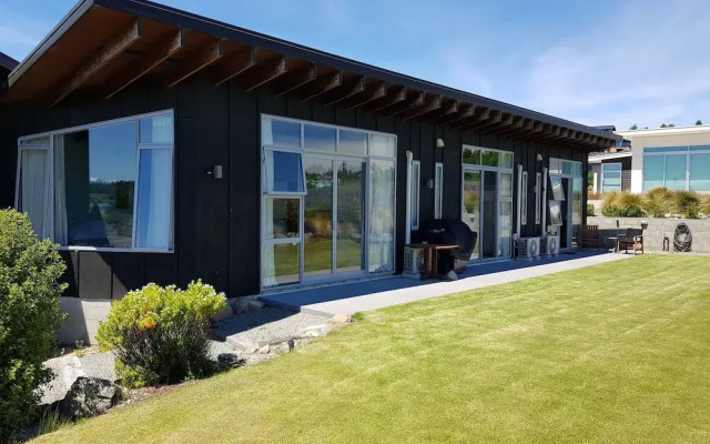 Three Rivers Lodge