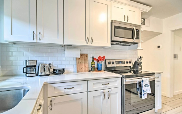 Retreat Half-mile to Beach/siesta Key Village