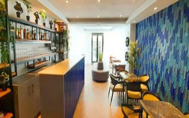 Iris Hotel Maitama