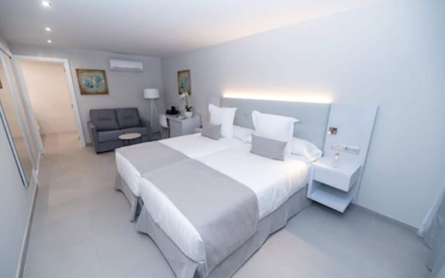 Sanom Beach Resort - Adults Only