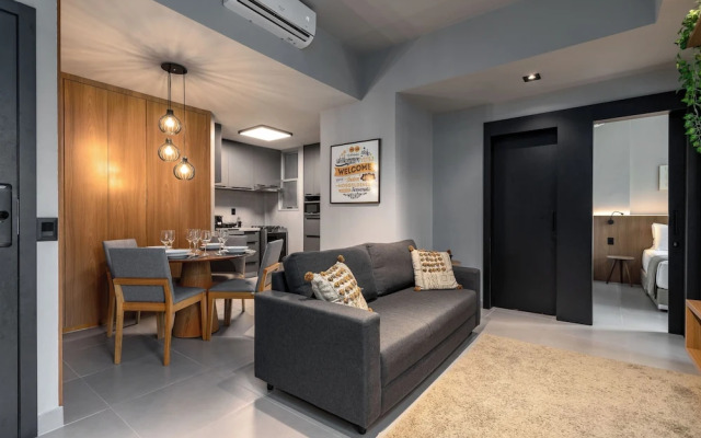 5 minutos da Praia do Leblon - AP302