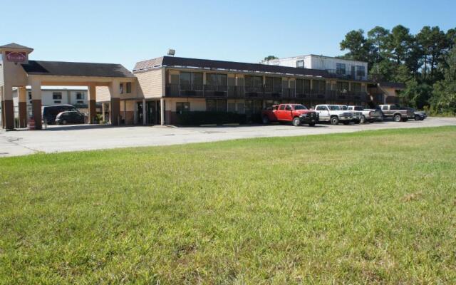 Executive Inn & Suites