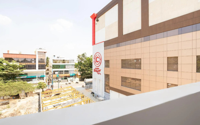 SilverKey Executive Stays 27924 Yelahanka New Town