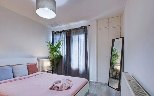 Kilburn Private Family Apartment