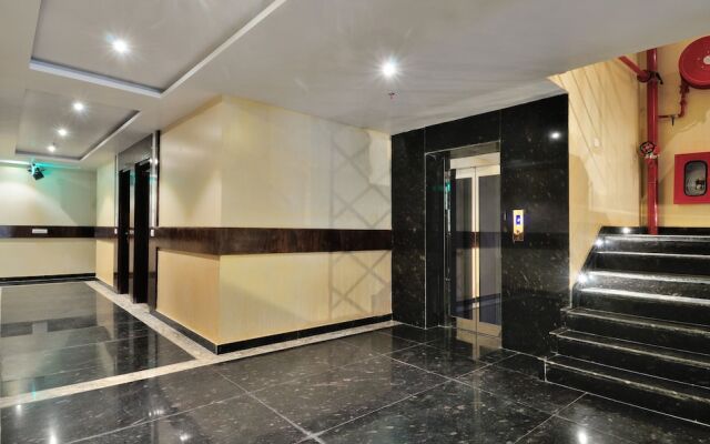 Vaccinated Staff- Capital O 43116 Hotel Grand