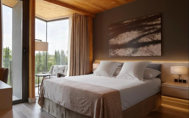 Palacio Tondon, La Rioja Brinas