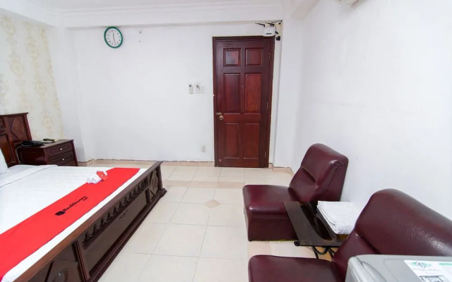 RedDoorz near 23rd September Park